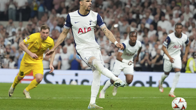 Футболистът на Тотнъм Доминик Соланке: „Наясно сме с трудностите, но вече не сме в позиция да се оправдаваме“