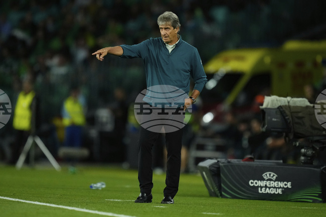 Пелегрини празнува първия европейски финал за Бетис, но насочва фокуса върху вътрешното първенство 