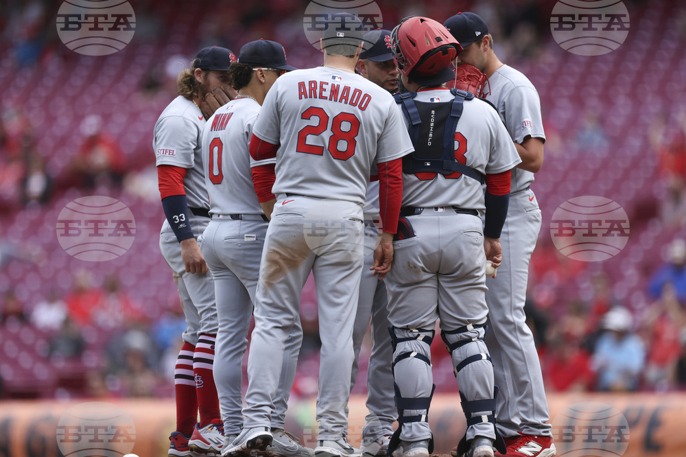Cardinals Reds Baseball