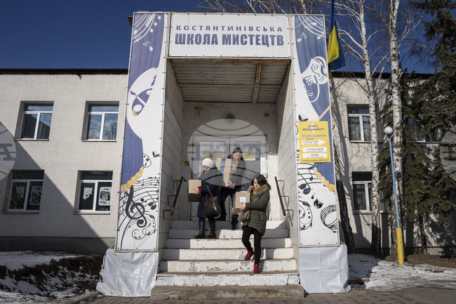 Хуманитарна помощ на стойност 1 милион долара е била унищожена при руски удар в Украйна, заяви агенцията на ООН за бежанците