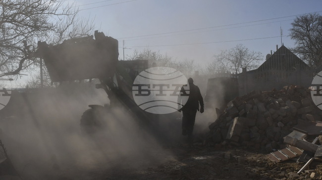 Най-малко осем убити цивилни при украински и руски атаки