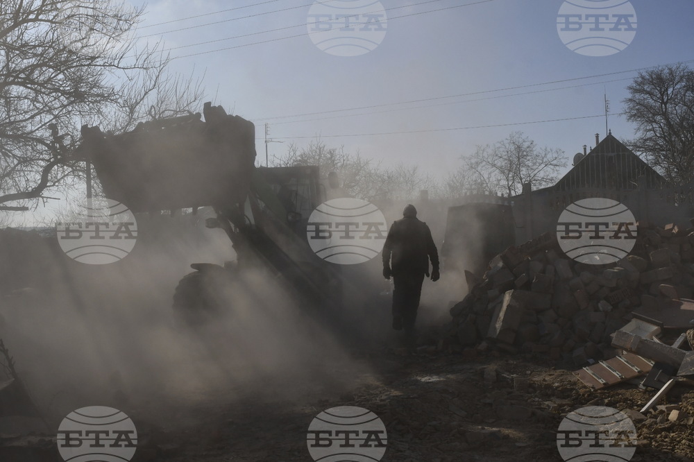 Най-малко осем убити цивилни при украински и руски атаки