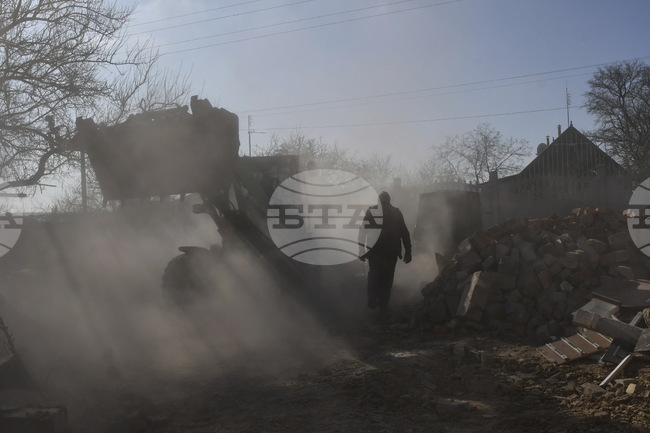 Най-малко осем убити цивилни при украински и руски атаки