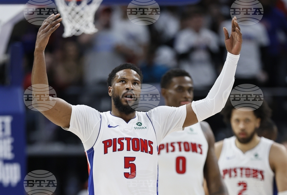 Knicks Pistons Basketball