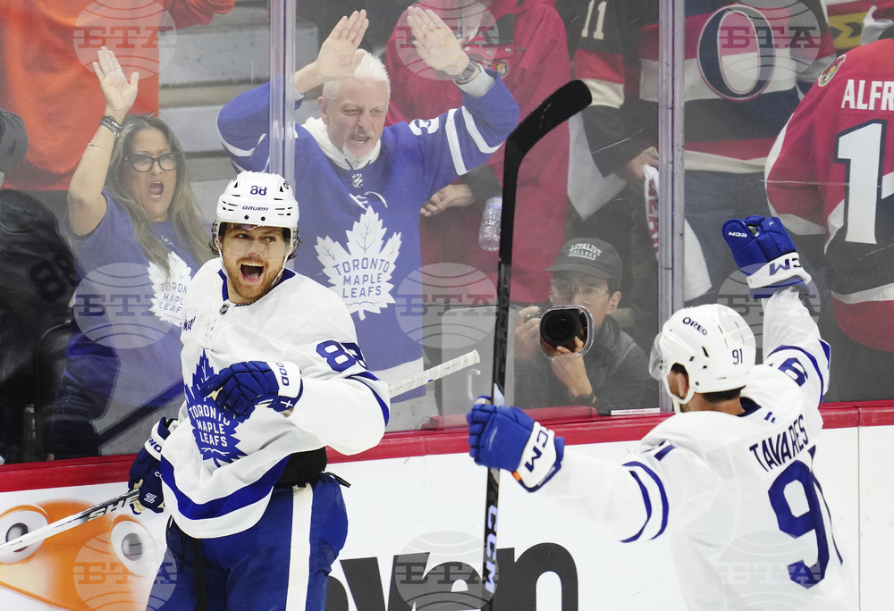 Maple Leafs Senators Hockey