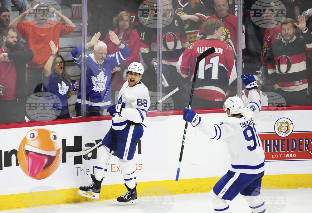 Maple Leafs Senators Hockey