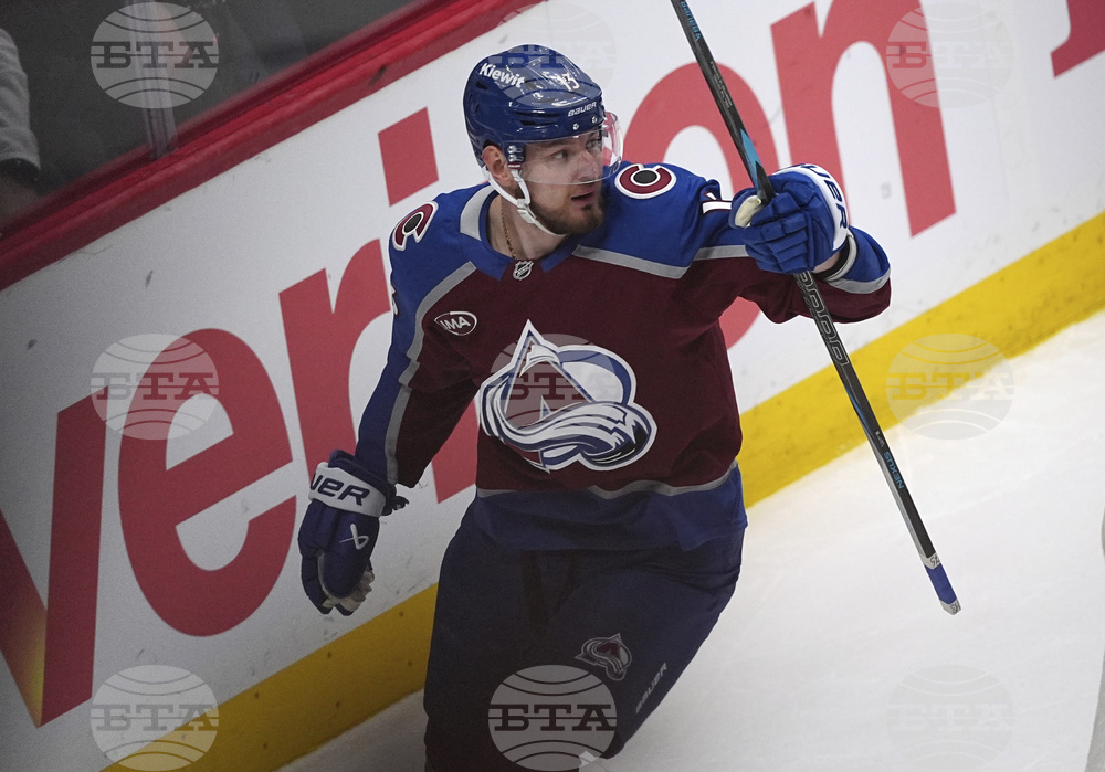 Stars Avalanche Hockey