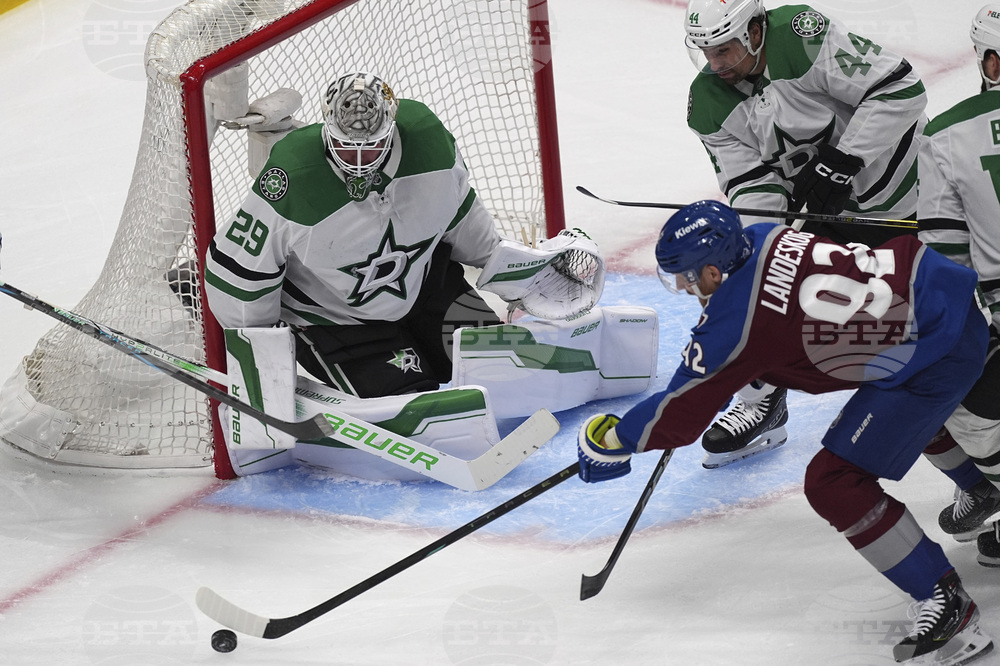 Stars Avalanche Hockey