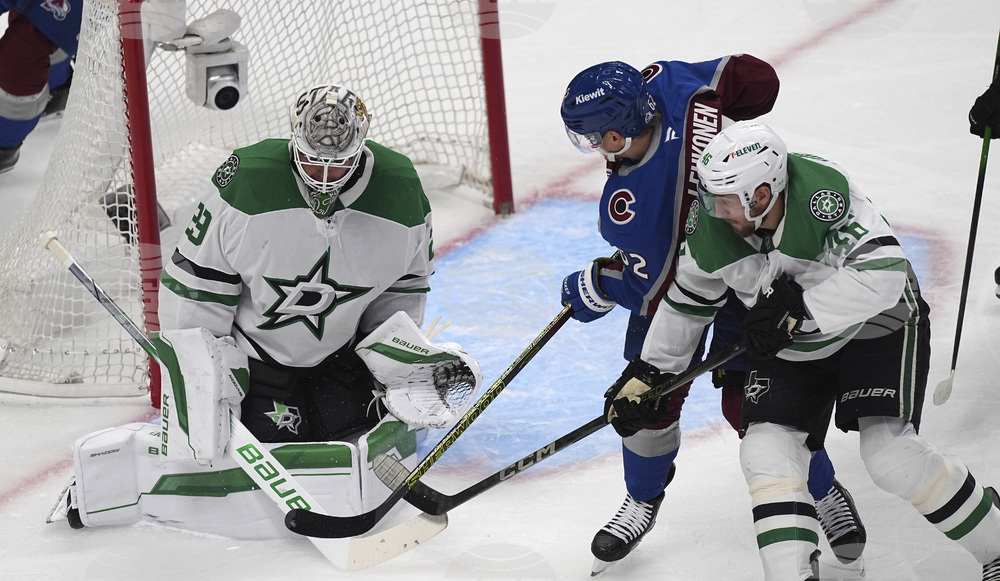 Stars Avalanche Hockey