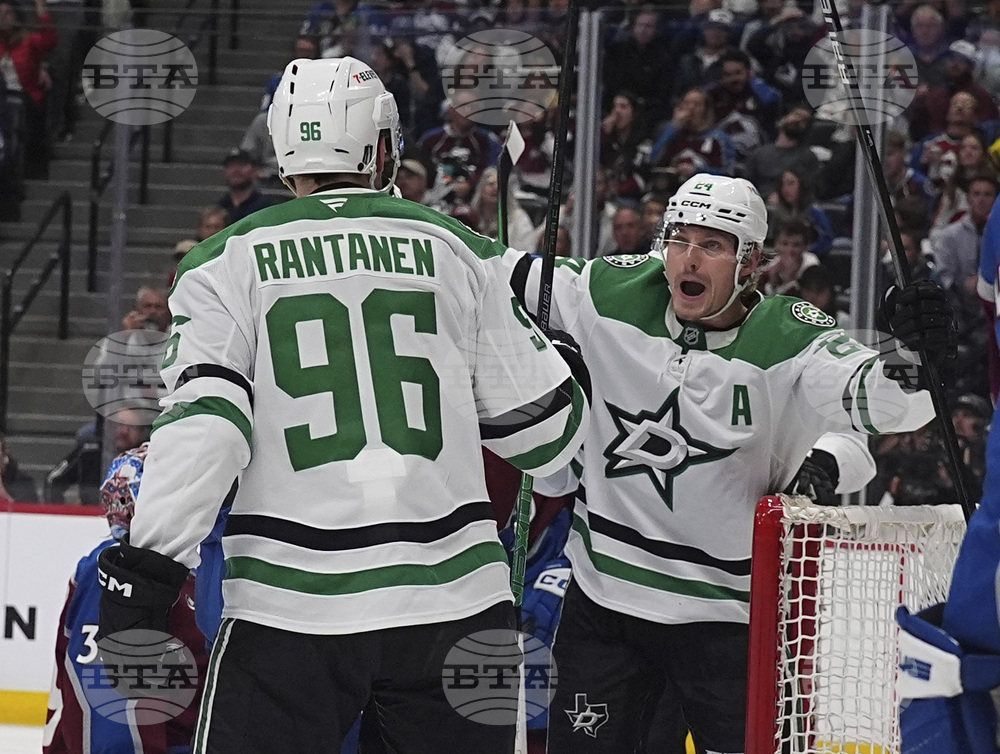 Stars Avalanche Hockey