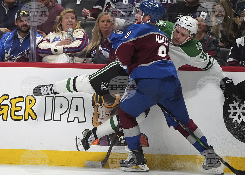 Stars Avalanche Hockey