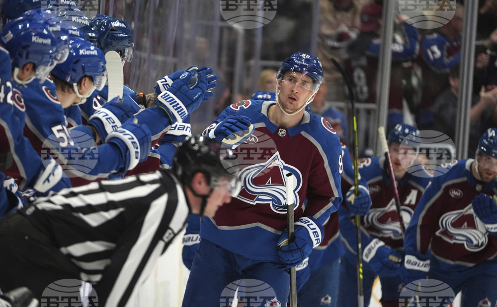 Stars Avalanche Hockey
