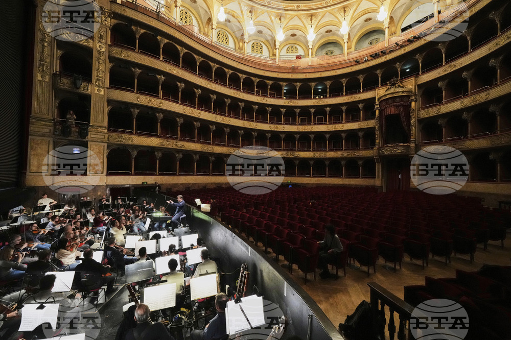 Italy Opera Costumes