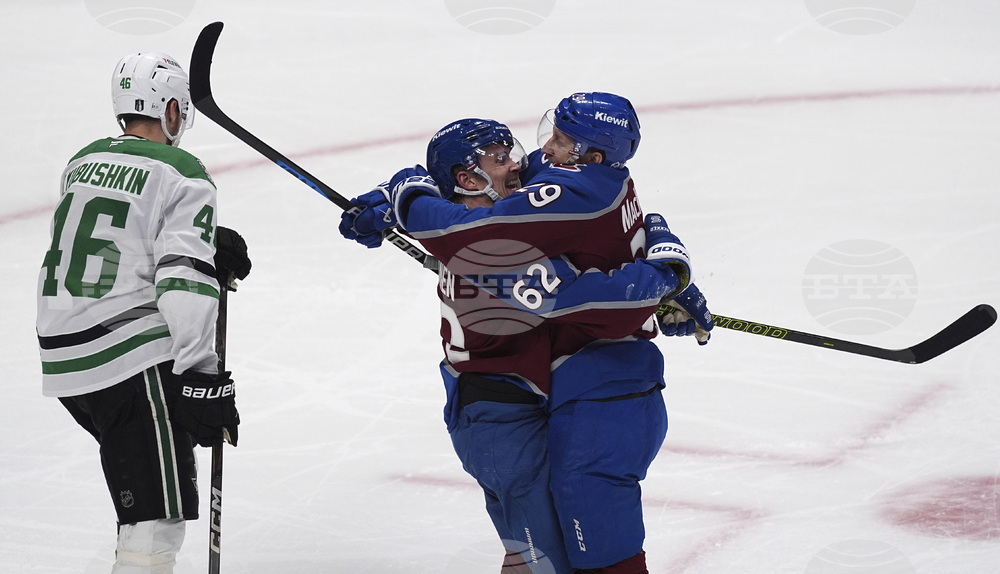 Stars Avalanche Hockey