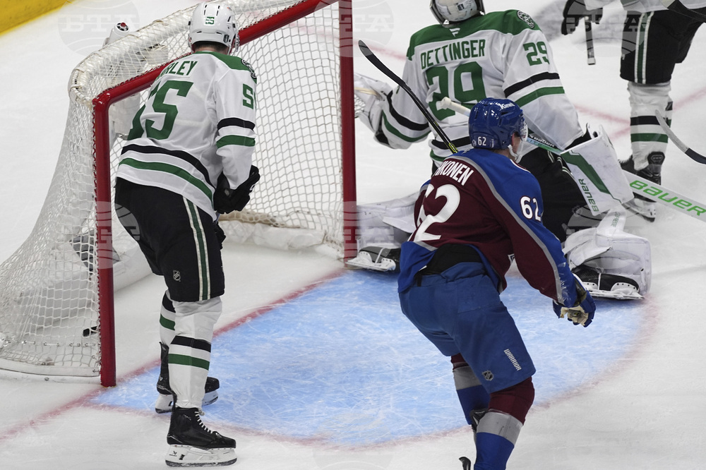 Stars Avalanche Hockey
