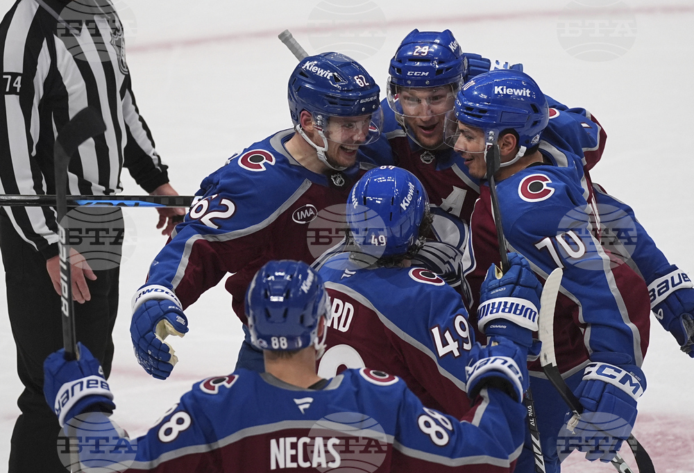 Stars Avalanche Hockey