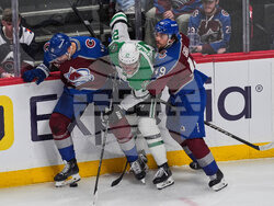 Stars Avalanche Hockey