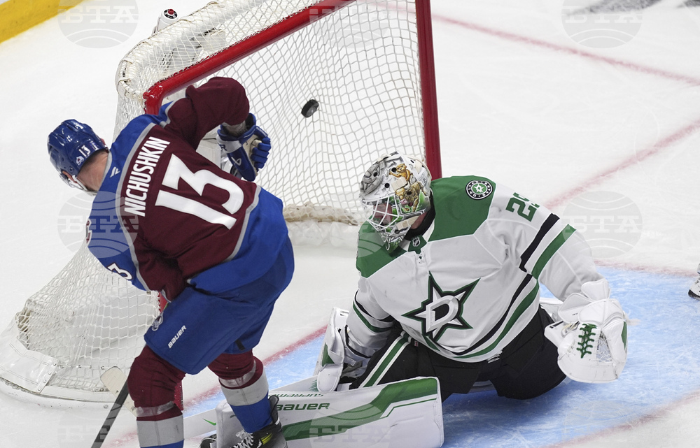 Stars Avalanche Hockey