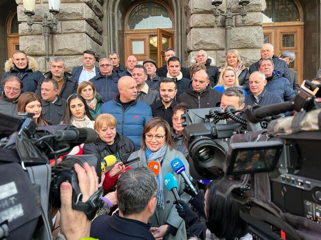 Корнелия Нинова: Ще бъдем гарант за политика, която поставя човека в центъра 