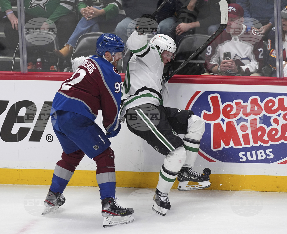 Stars Avalanche Hockey