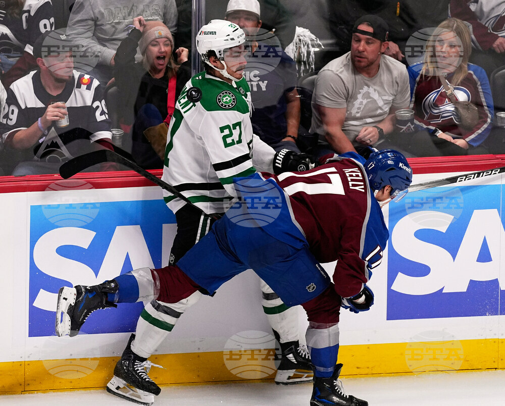 Stars Avalanche Hockey