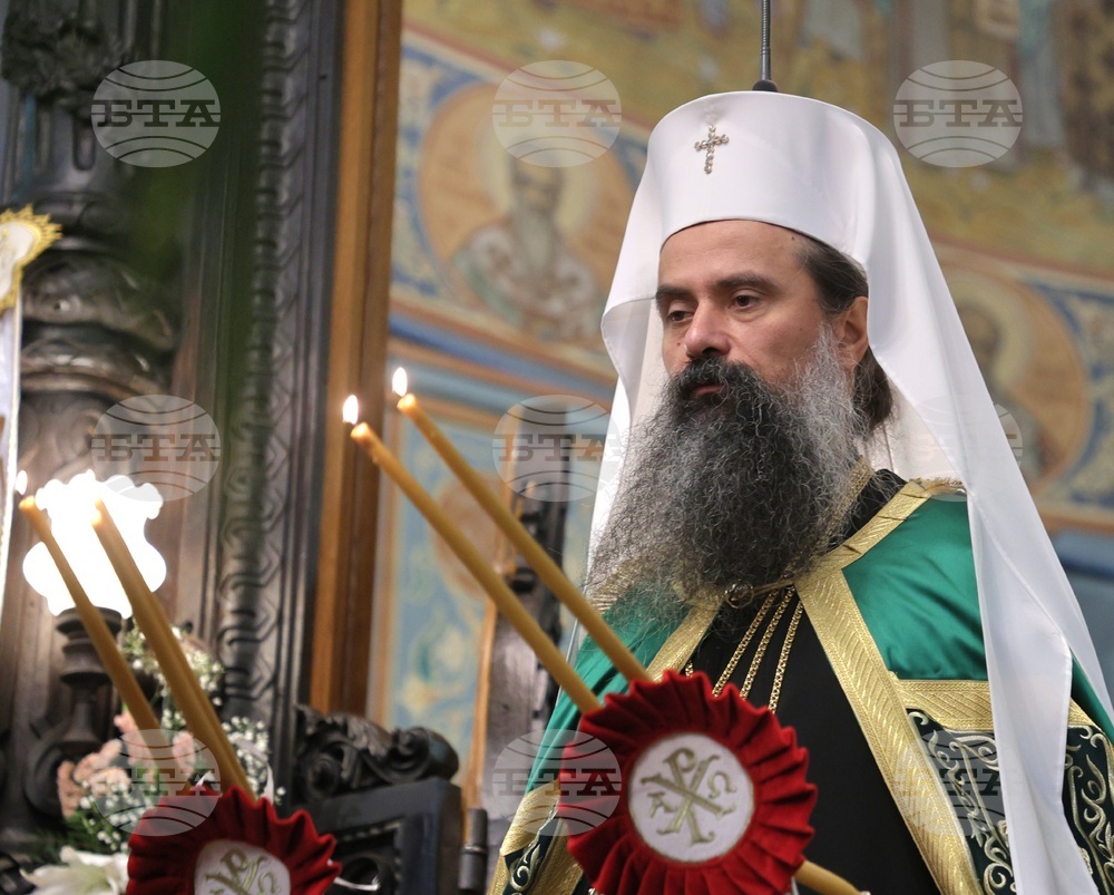 Варна - катедрален храм „Успение Богородично“ - патриарх Даниил - съборна света литургия