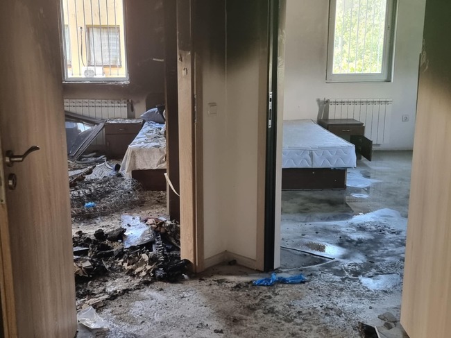 Работи се по всички версии за пожара в социален център в Ямбол, при който загина мъж, съобщиха от прокуратурата