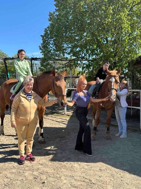 Благотворителен футболен мач за каузата "Заедно за Мирка и Боби" събира средства за рехабилитация за две деца от Нова Загора