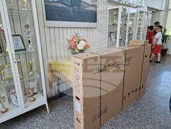 Разград - дарение - училище