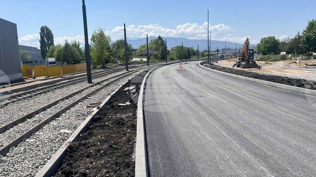 Очакваме от кмета на София да наложи всички санкции за закъснението и дефектите по изграждането на бул. „Рожен“, каза Борис Бонев