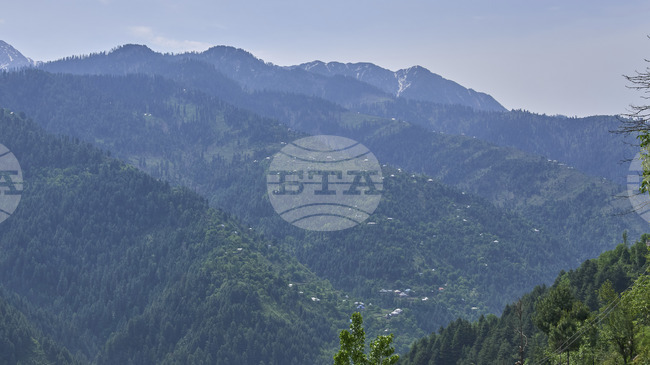 Най-малко 7 души загинаха при наводнения в северната част на Пакистан