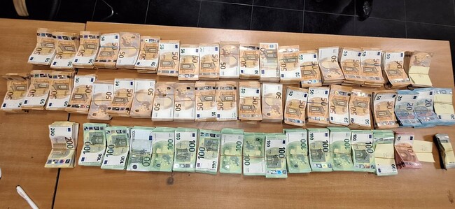 Районна прокуратура – Хасково привлече като обвиняем турски гражданин за недекларирана валута в общ размер на 687 708 лева, открита в товарен автомобил на ГКПП „Капитан Андреево“