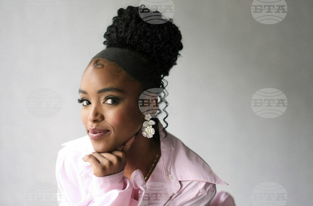 Lovie Simone Portrait Session
