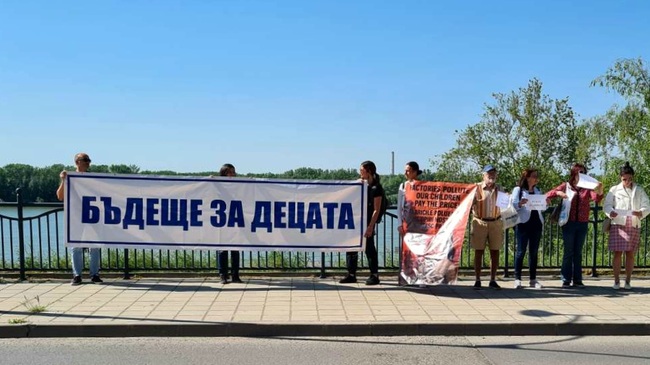 Rally Calls for Clean Air, Safe Roads and Responsible Institutions in Ruse
