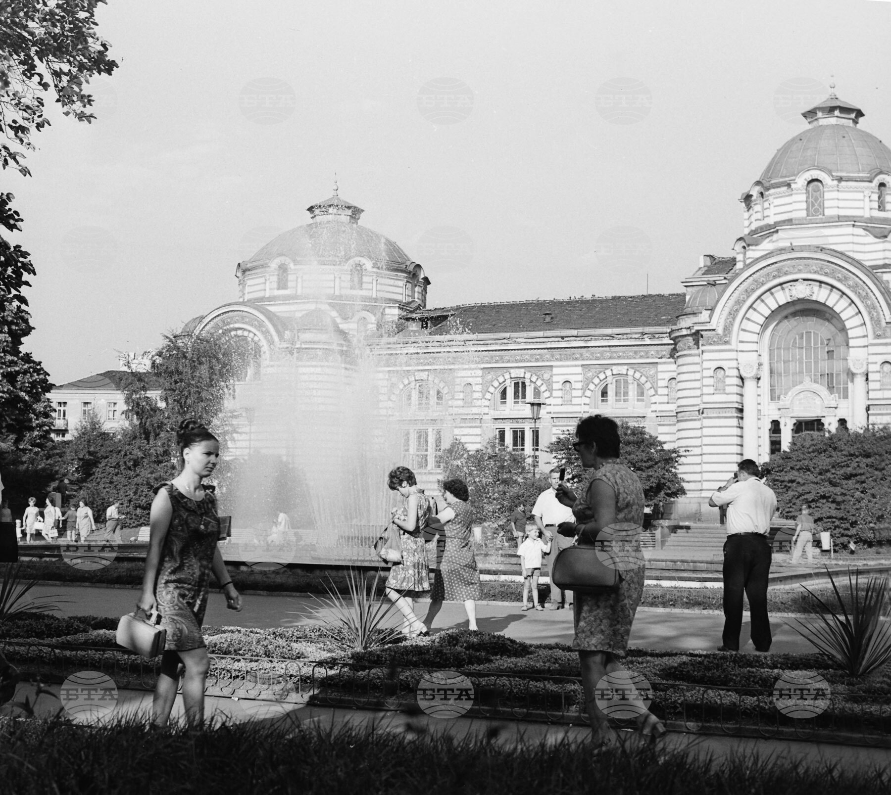 София в снимки през 1971 година