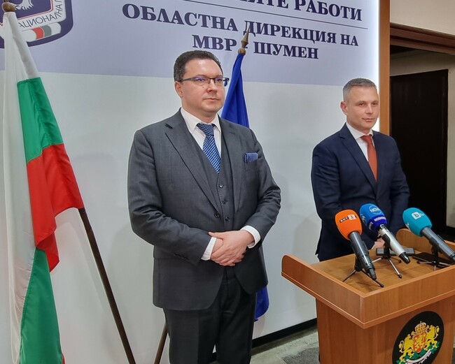 Изключително съм впечатлен от превантивната работа, която извършва Областната дирекция на МВР в Шумен, каза министър Даниел Митов
