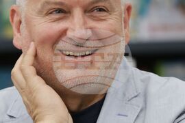 „Цветето на Хеликон“ - награда - Георги Господинов