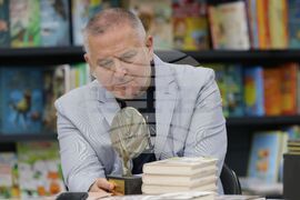 „Цветето на Хеликон“ - награда - Георги Господинов