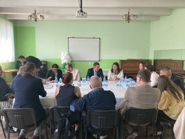 Сградата на банята в Горна баня да бъде предоставена за управление на Столичната община, настоя Васил Терзиев пред областния управител 