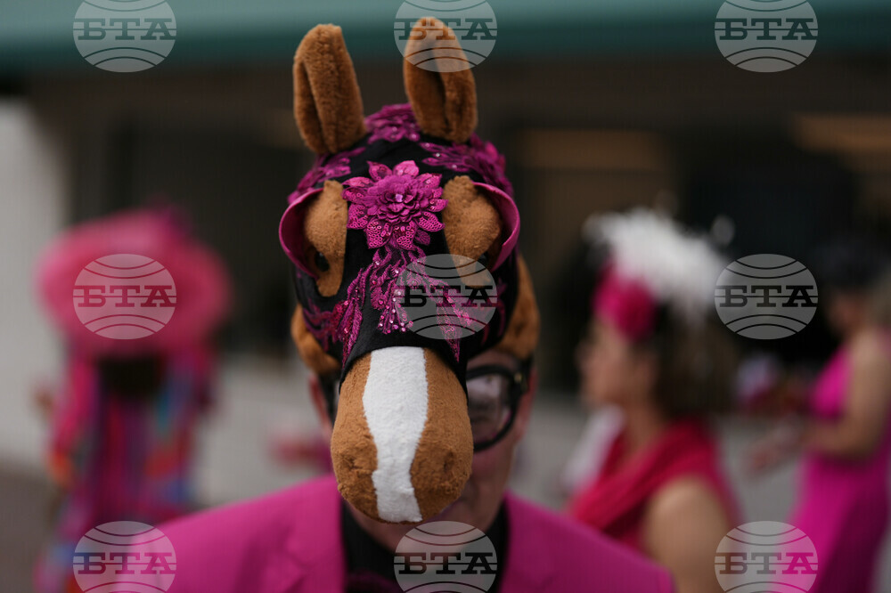 Kentucky Oaks Horse Racing