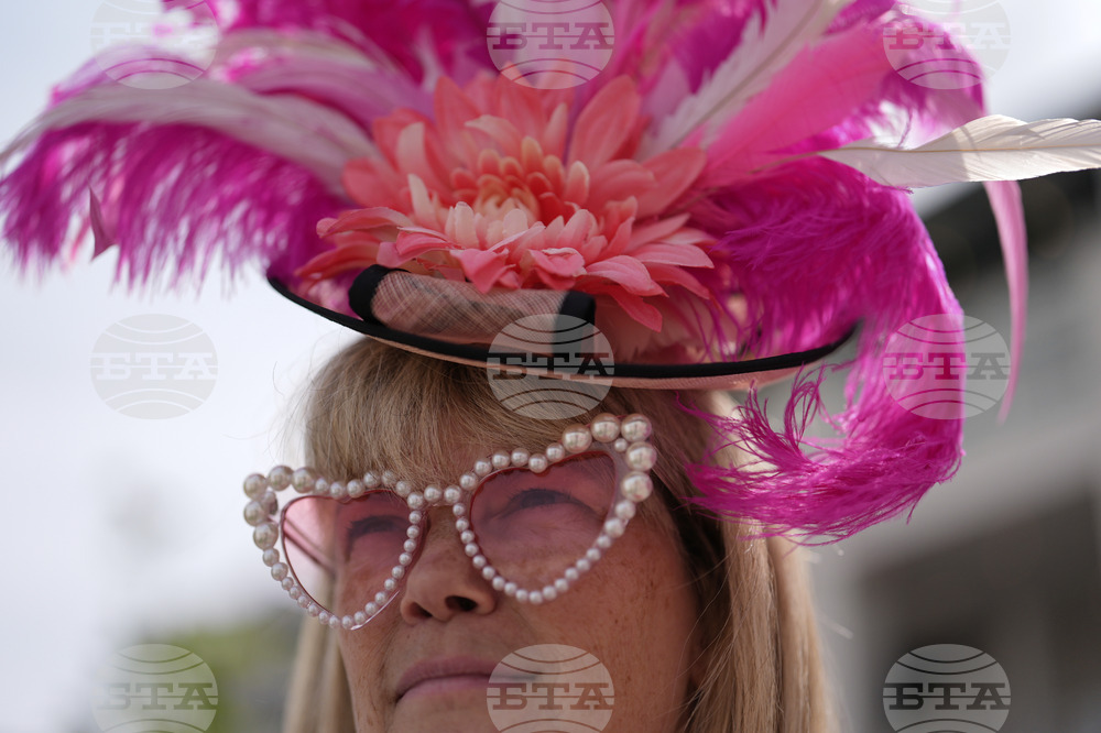Kentucky Oaks Horse Racing