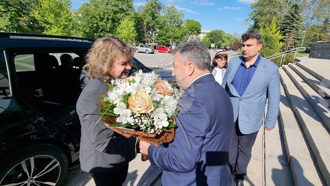 Parliament Leader, Shumen Mayor Discuss Local Issues in N Bulgaria 