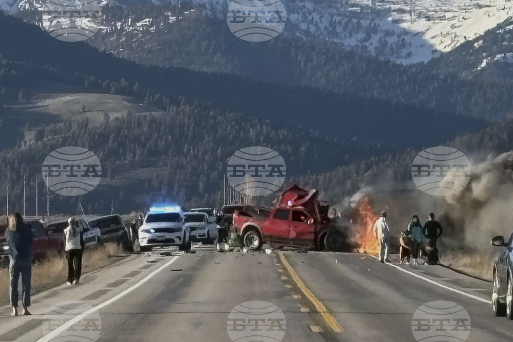 Yellowstone-Fatal-Crash-Tour-Group