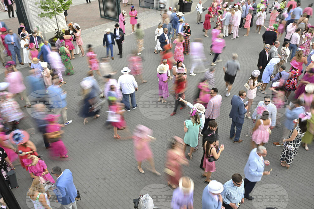 Kentucky Oaks Horse Racing