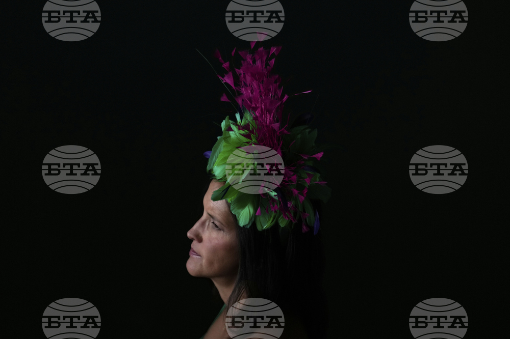 Kentucky Oaks Horse Racing