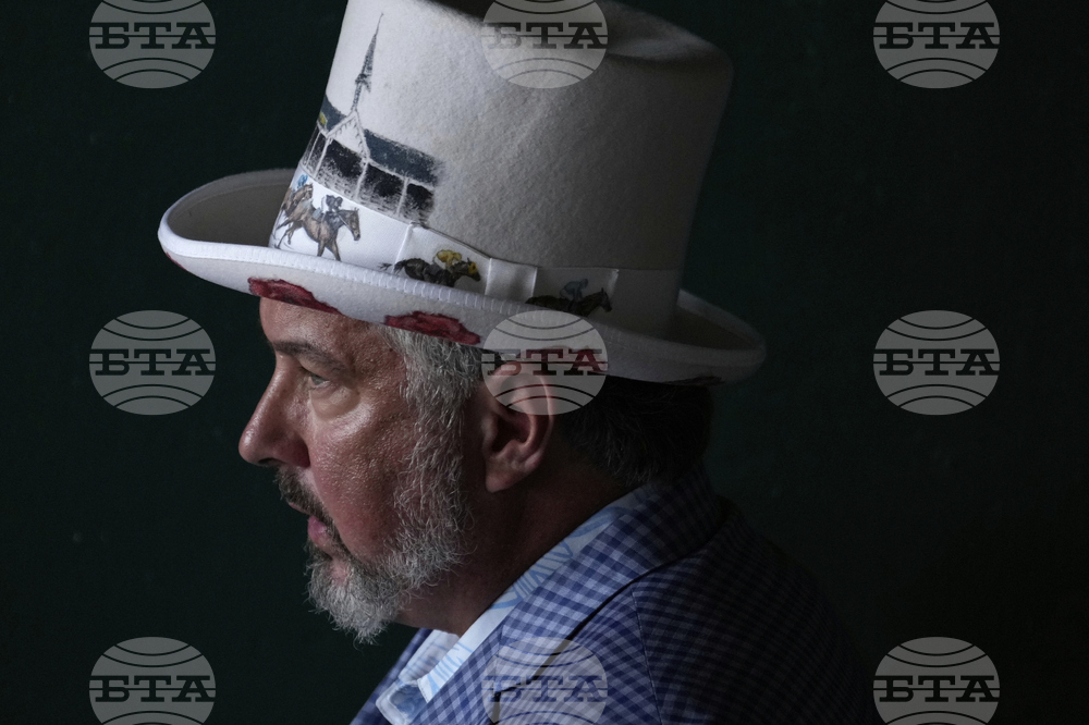 Kentucky Oaks Horse Racing
