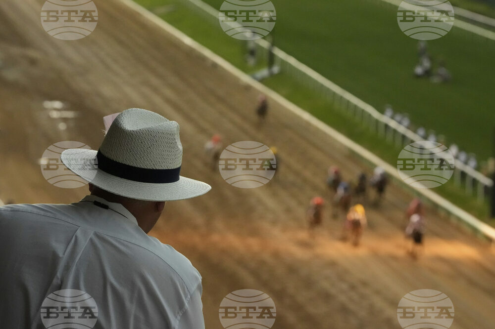 Kentucky Oaks Horse Racing