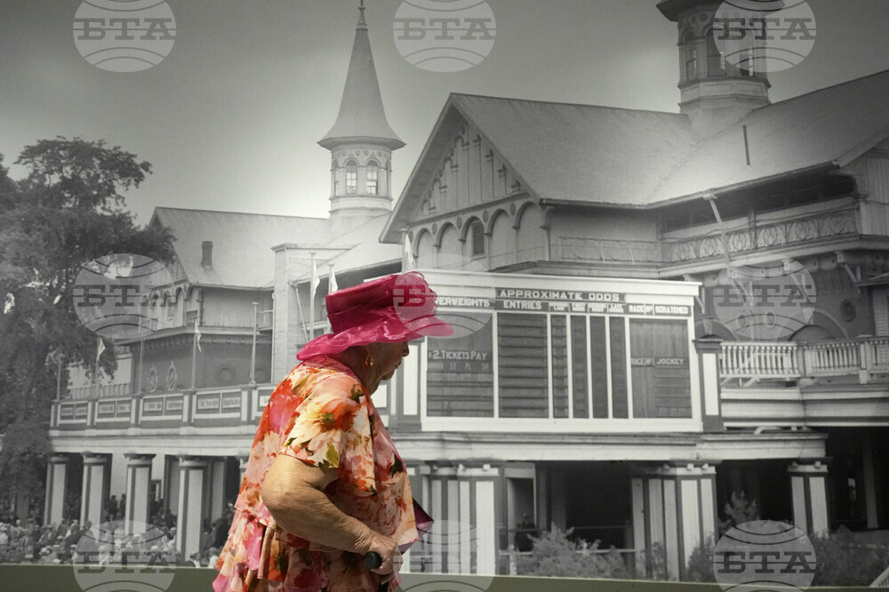 Kentucky Oaks Horse Racing