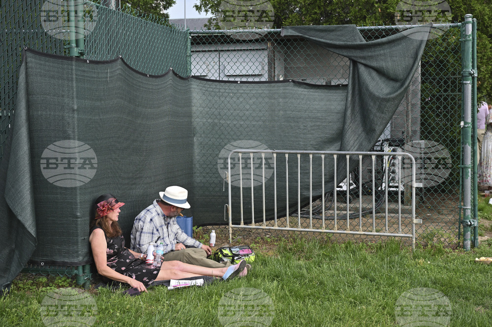 Kentucky Oaks Horse Racing