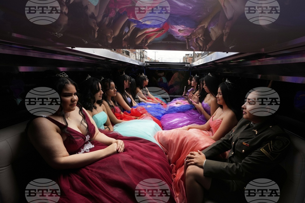 APTOPIX Colombia Quinceañeras